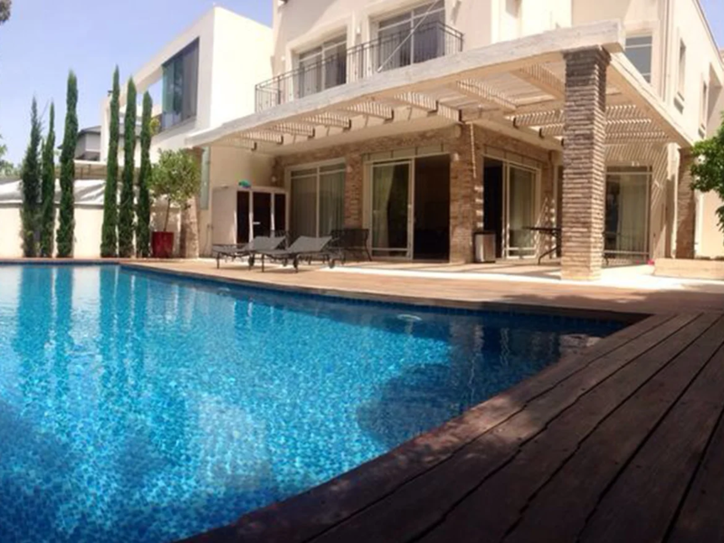 Elegant 6 Bedroom Villa Classic Style in Herzliya Pituach